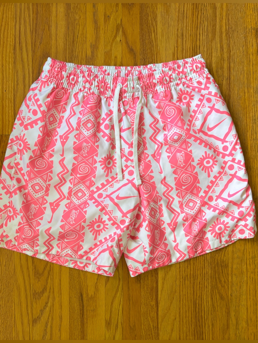 Nike Sportswear Men's Woven Flow Retro Print Shorts FJ1580-100 Size Small